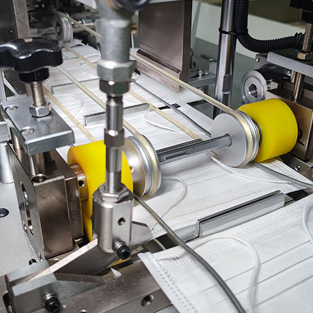 Máquina automática de máscara de bucle de oído interno 1 + 1